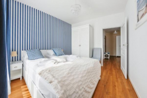 Гостиница Apartamenty Sun & Snow Gdańsk Bursztynowa  Гданьск